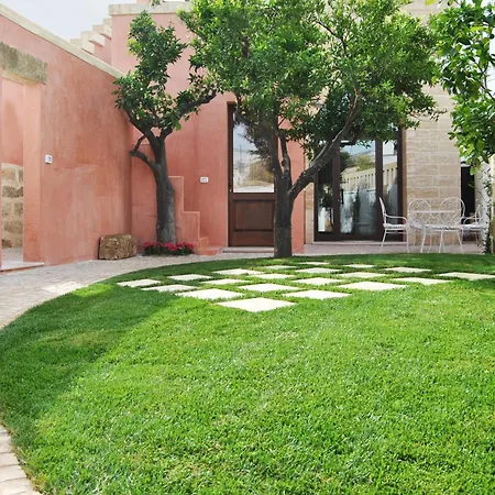 Ladelaide Gasthuis Salve