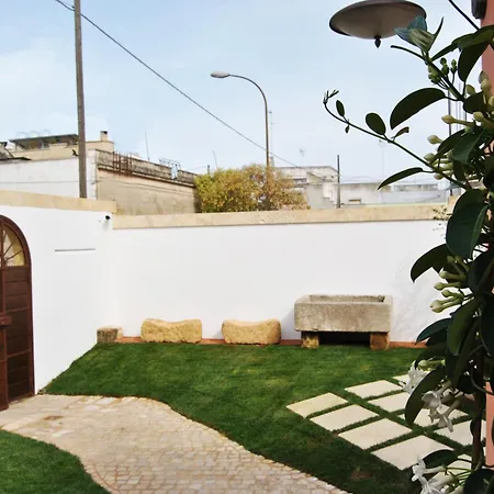 Guest house Ladelaide *