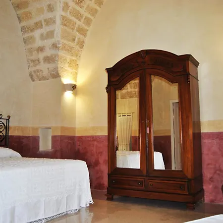 Ladelaide Salve