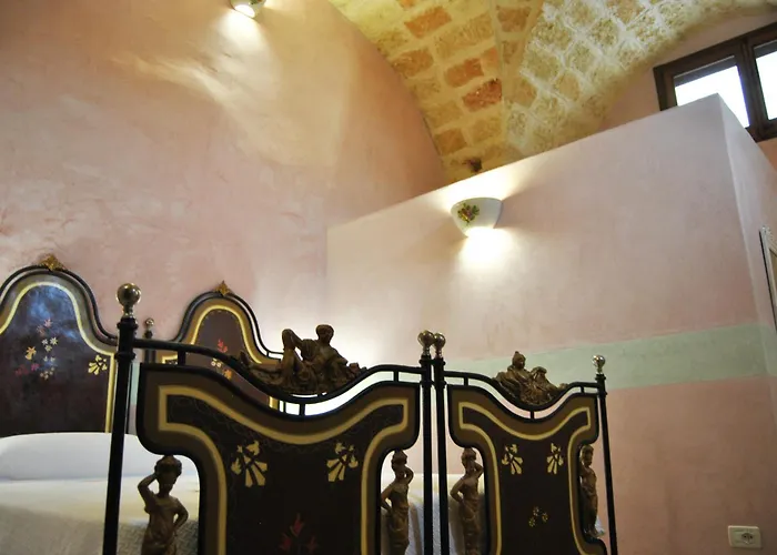 Ladelaide سالفي