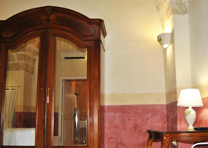 Ladelaide بيت ضيافة *